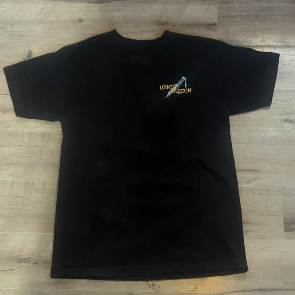 UNITED STATES MARINE RECON Men's Black T-shirt Sz. Medium